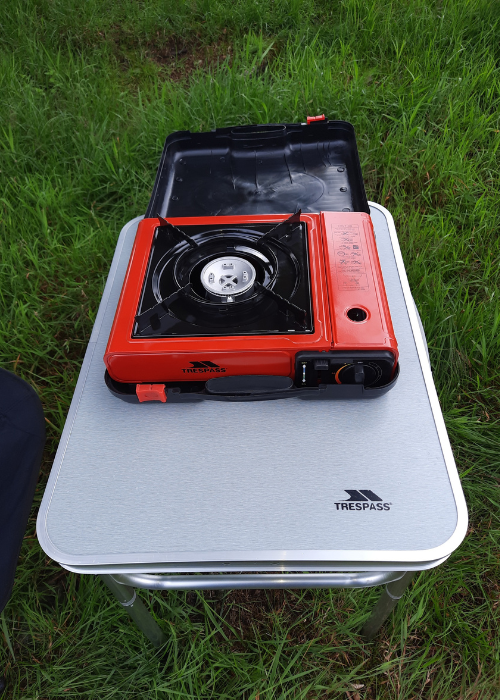 Plenty of space on the Trespass Portable Table with the Trespass Portable Gas Stove